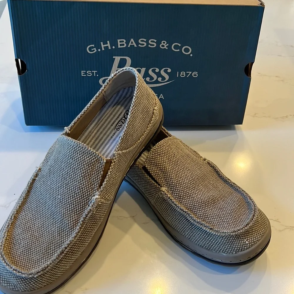 Bass boys slip on shoes, size 8.5
